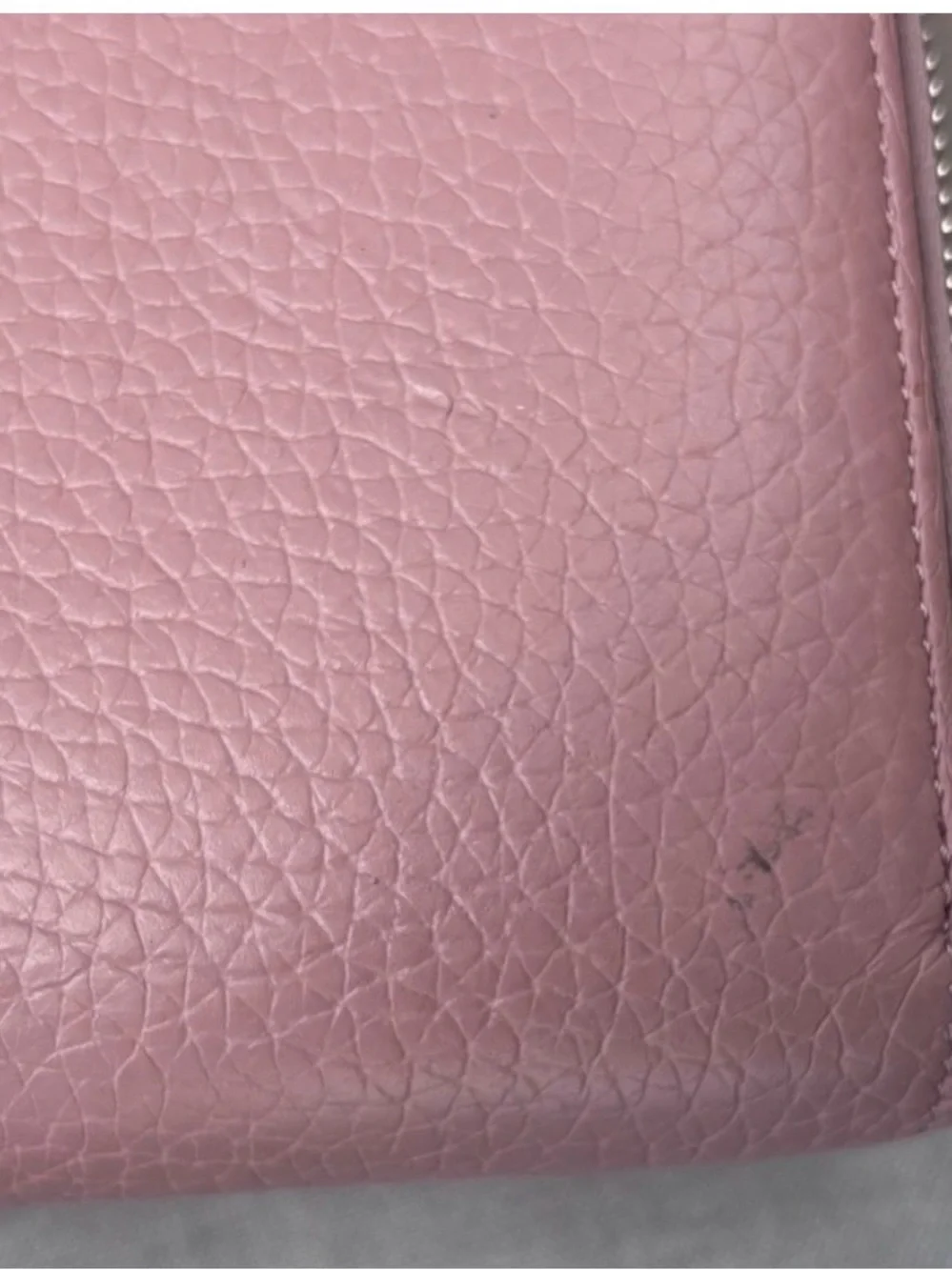 Louis Vuitton pebbled leather